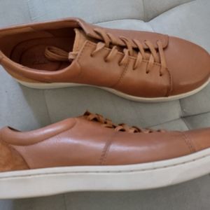 NEW Clarks men casual shoes sneakers 11